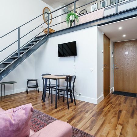 Dream Stay - Modern City Centre Lofts With Self Check-In Таллин Экстерьер фото
